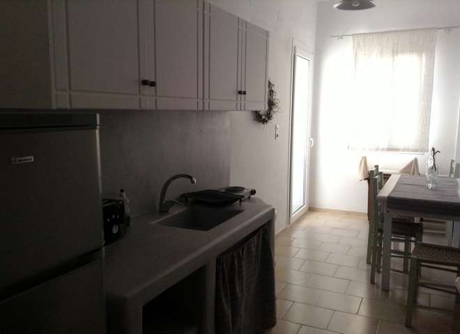 APPARTMENT 3